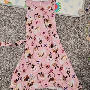 Ttahari Maxi dress. Women's size medium floral print.